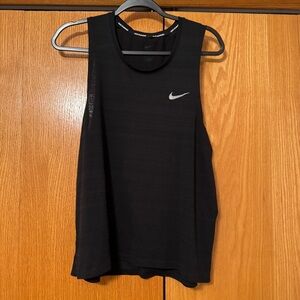 Nike Men’s Black Muscle Tee